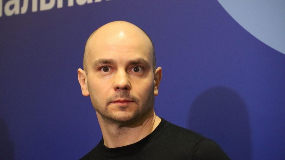 Un critic al Kremlinului a fost dat jos din avion și arestat pe aeroportul din Sankt Petersburg